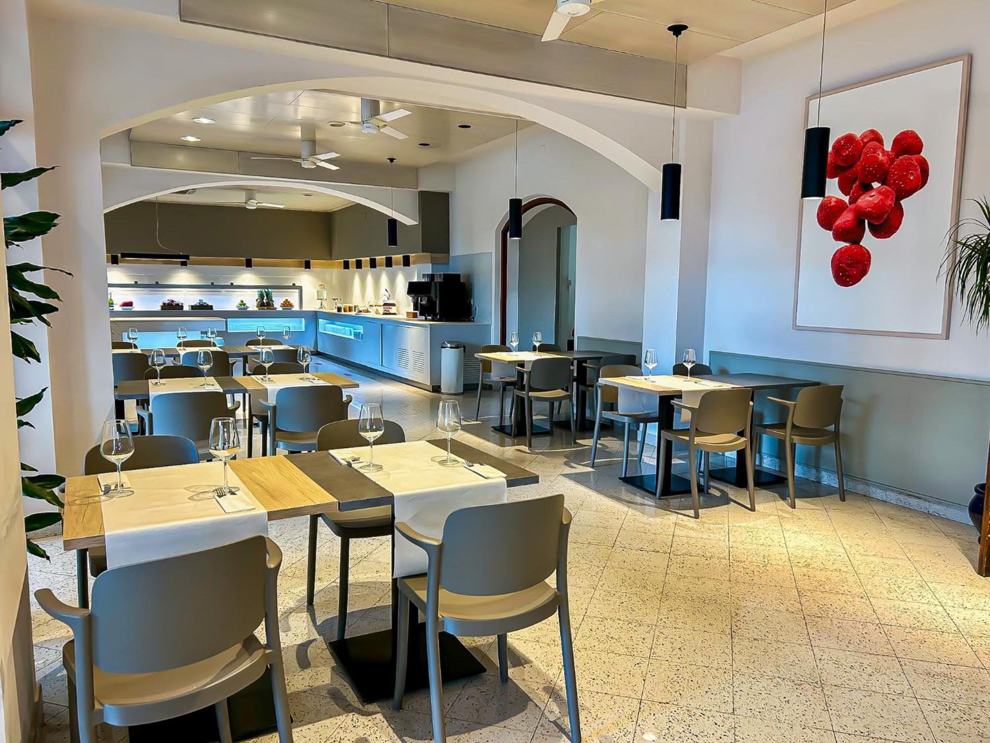 רוזס Hotel Marina מראה חיצוני תמונה