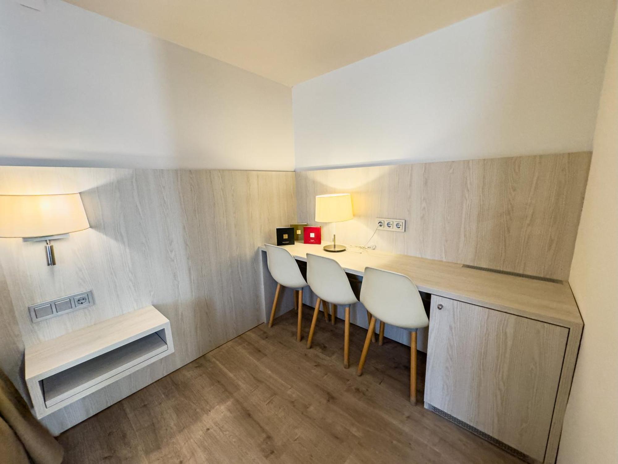 רוזס Hotel Marina מראה חיצוני תמונה