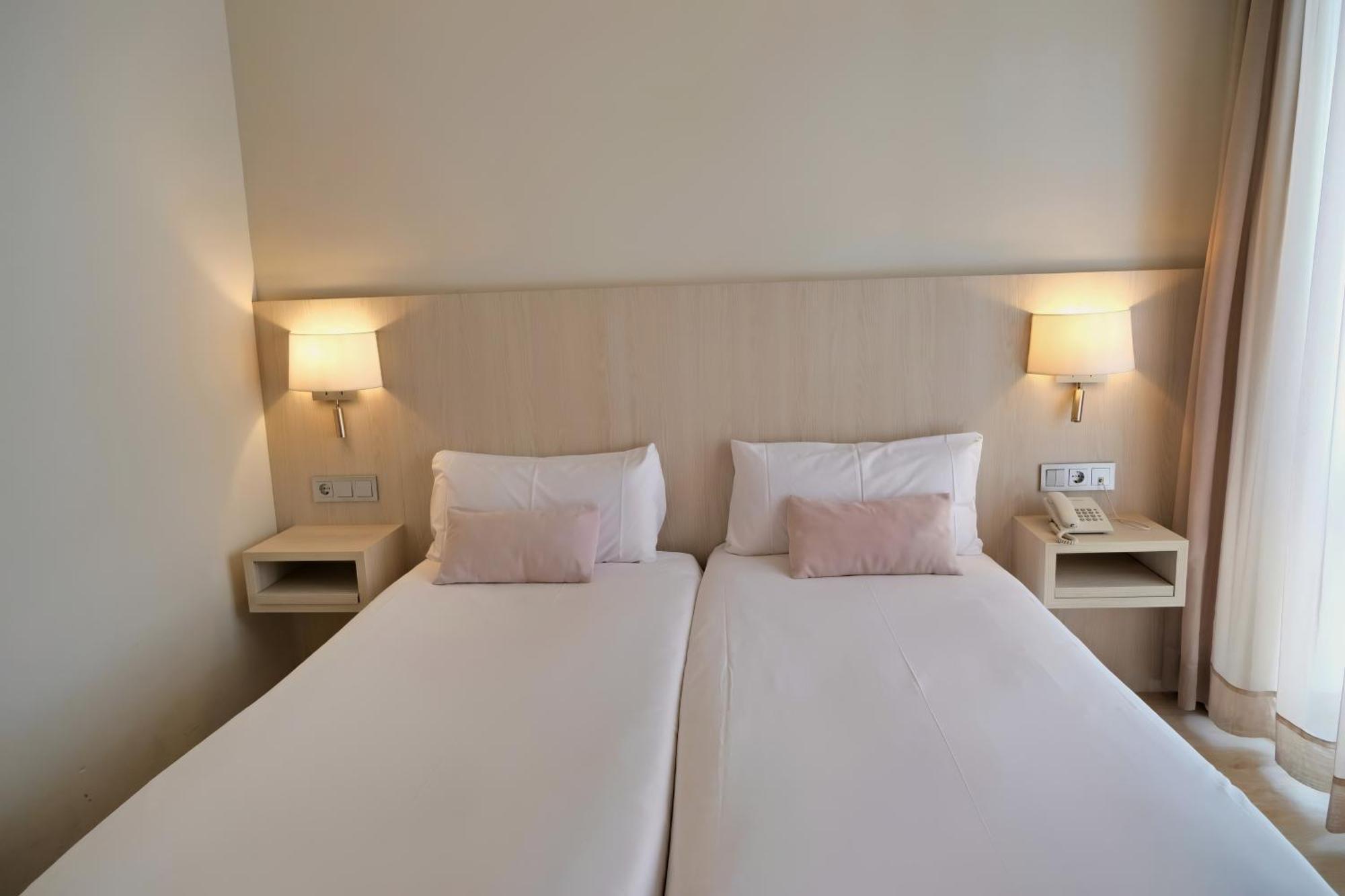 רוזס Hotel Marina מראה חיצוני תמונה
