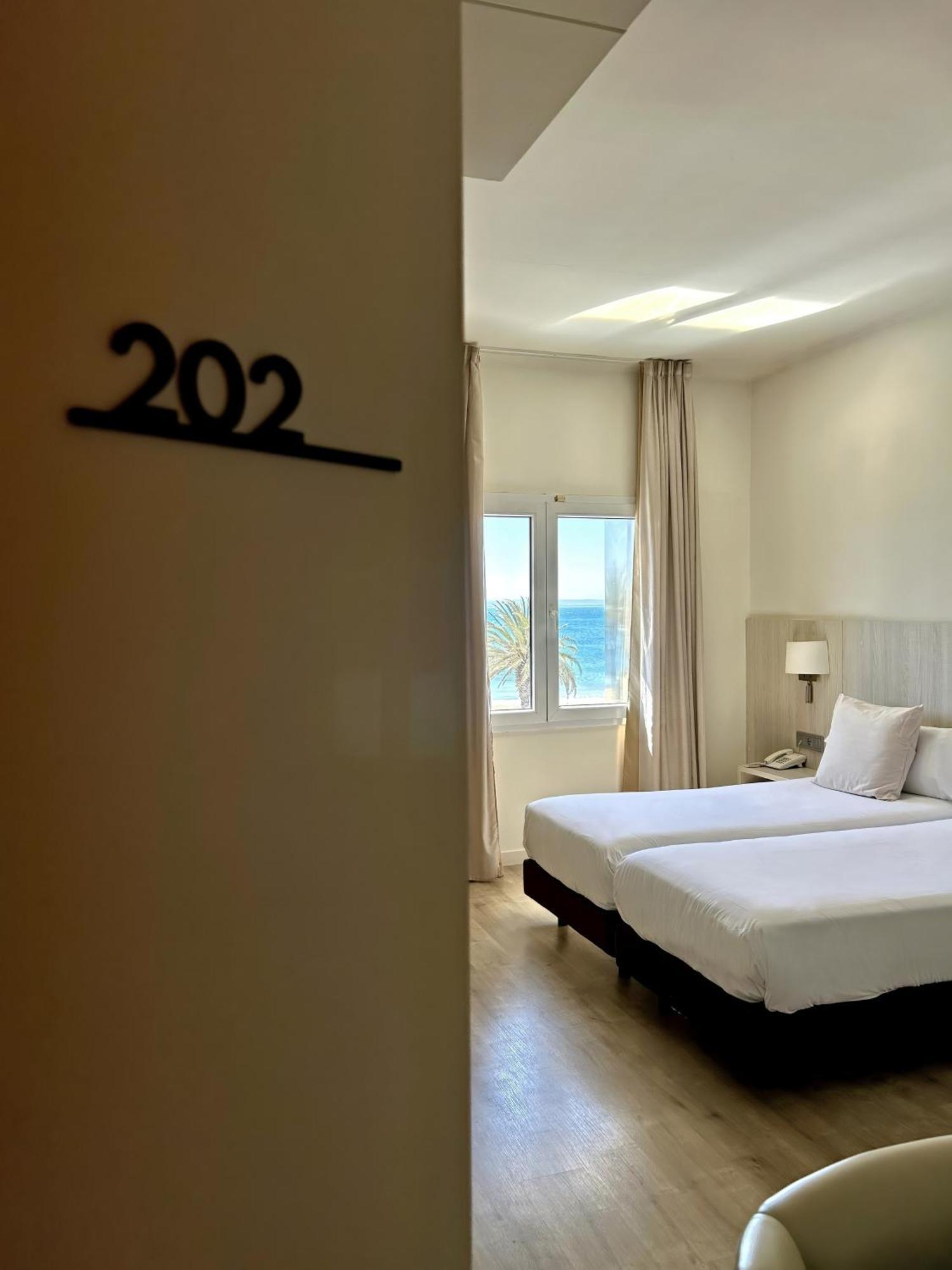 רוזס Hotel Marina מראה חיצוני תמונה