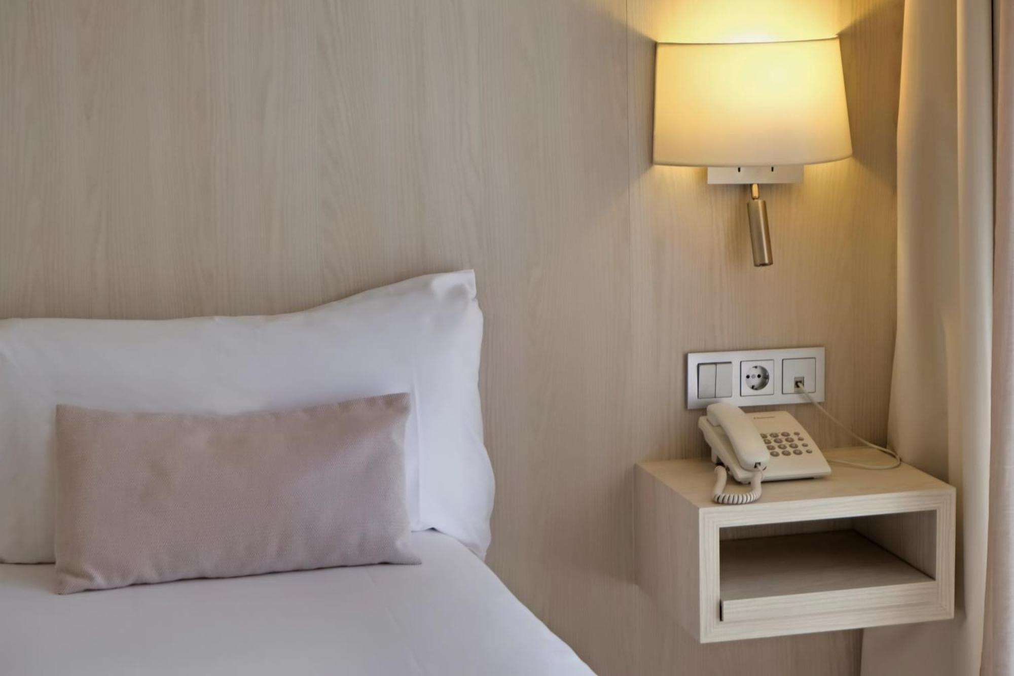 רוזס Hotel Marina מראה חיצוני תמונה